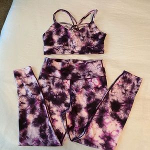 Joy lab tie dye work out set leggings bra